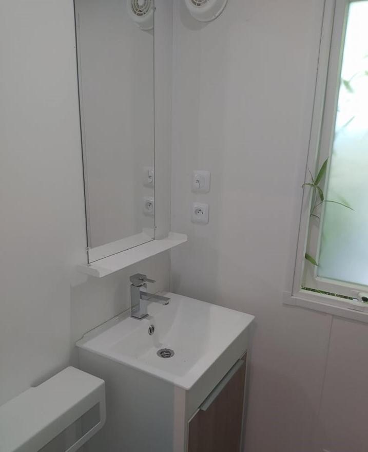 Mobile Homes By Kelair At Camping Sol A Go Go Сент-Илер-де-Рье Экстерьер фото